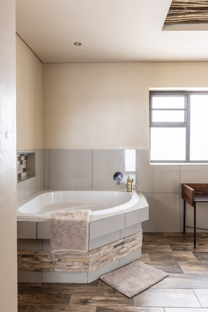 Sossusvlei Lodge badkamer